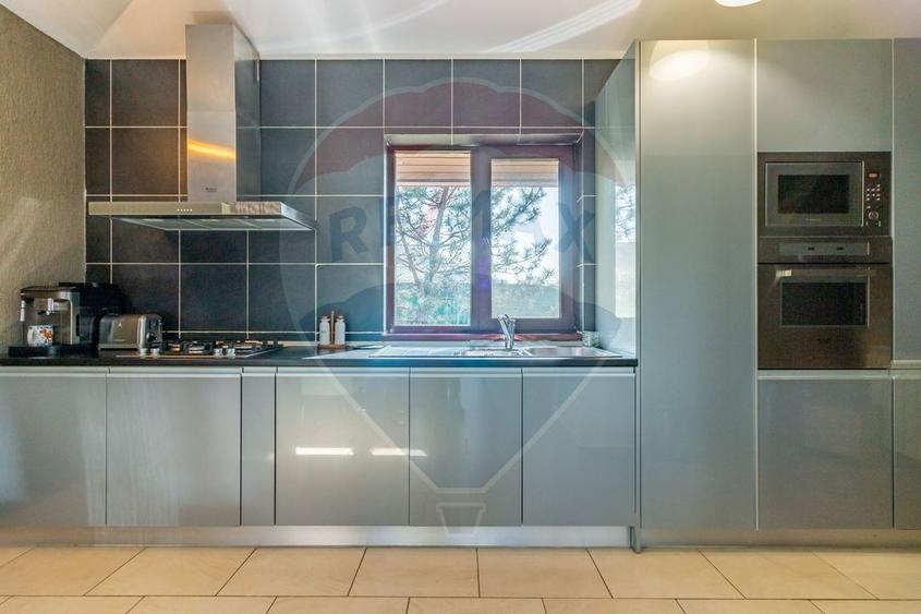 Casa individuala de vanzare teren 1058 mp | grădină matură – Snagov