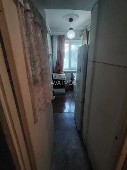 Apartament 2 camere nedecomandat, zona Milcov - 7