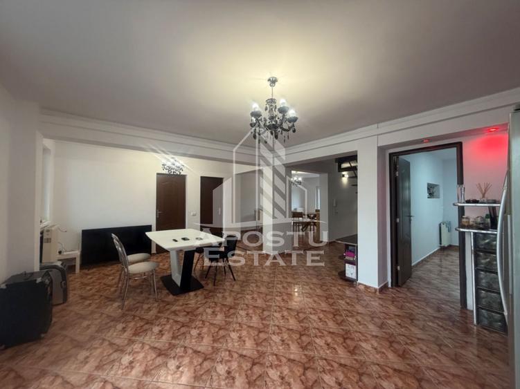 Casa individuala, 5 camere, pisicina, in zona Lipovei, in Timisoara