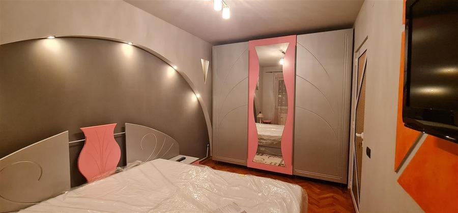 Apartament 2 camere amenajat-mobilat modern la cheie, et.1, central Podgoria- Zo
