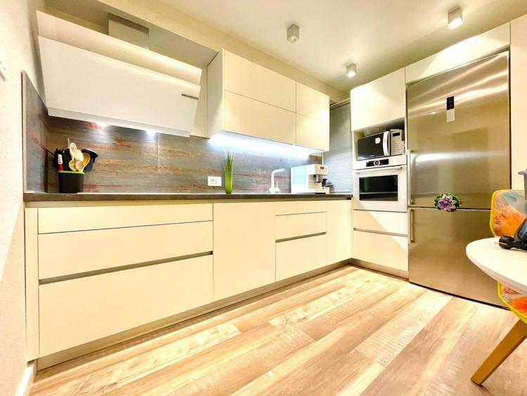 Casa individuala, 166 mp, teren 470mp, P+1- Zona Mehala - Comision 0%