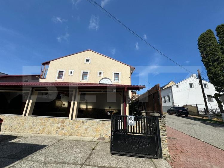 Afacere la cheie in  Siret! Pensiune, sala evenimente, restaurant cu crama