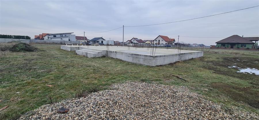Teren -Fundatie pt. Casa noua Parter 228mp in constructie -Livada