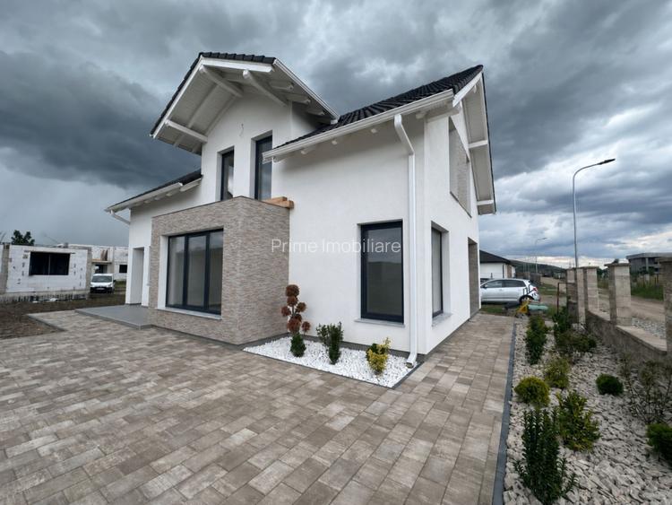 Casa Individuală 138 mp| teren 400 mp| zona Orizont - 2
