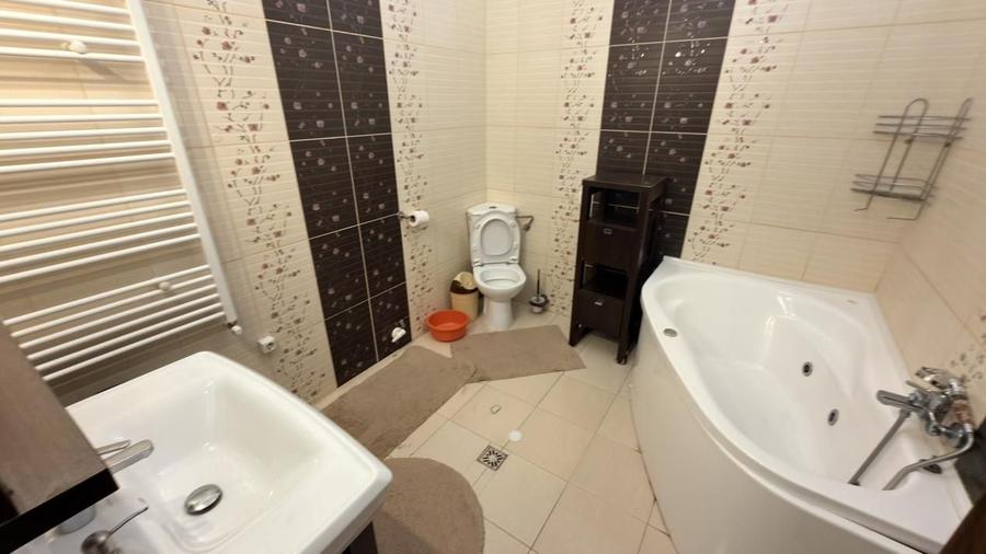 Apartament 3 camere decomandate Calea Dumbrăvii