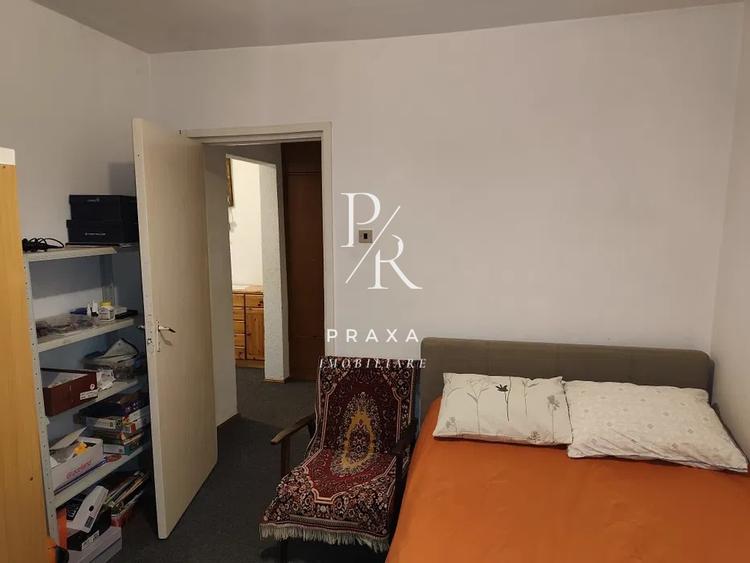 Apartament 2 camere, decomandat, etaj 5, LIFT, Calea Floresti, Cluj!