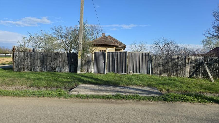 Casa de vanzare