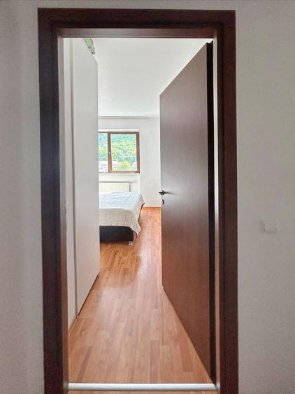 APARTAMENT CU 2 CAMERE PE MALUL LACULUI -CONFORT SI LINISTE