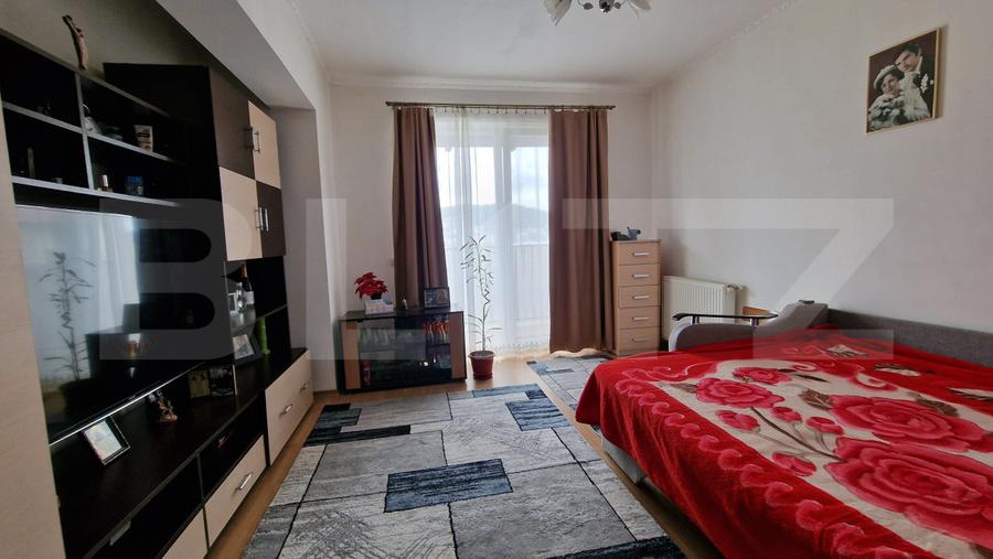 Apartament cu 4 camere, 66mp, 2 balcoane spatioase, panorama, zona Florilor