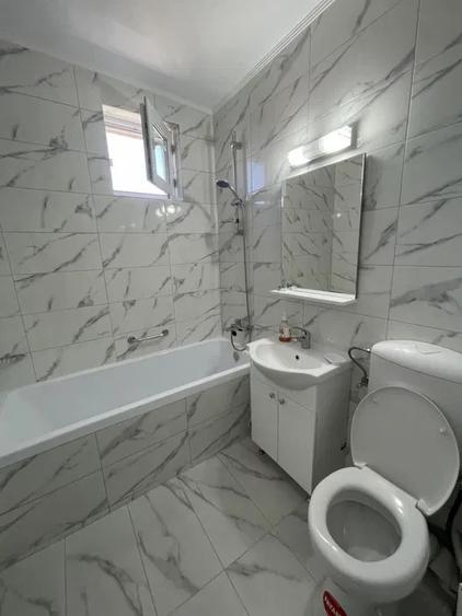 Apartament 2 camere, zona Dacia, etaj 4, centrala gaz.