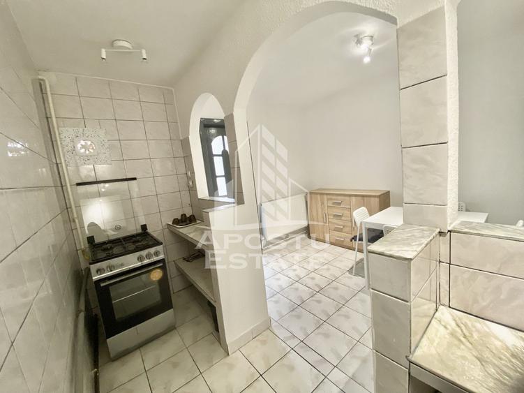 Apartament 2 camere, centrala proprie,loc de parcare,Cetatii,Timisoara