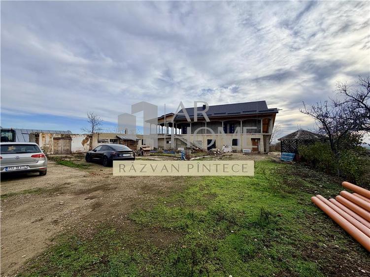 Pensiune 6 camere, teren 12713 mp, Dealul Mare, Urlati, Prahova