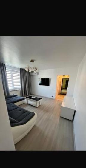 Închiriere Apartament 3 camere în Unirii