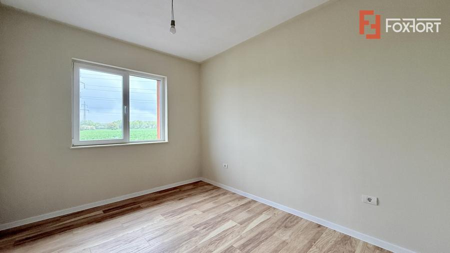 Duplex pe parter 4 camere Ghiroda