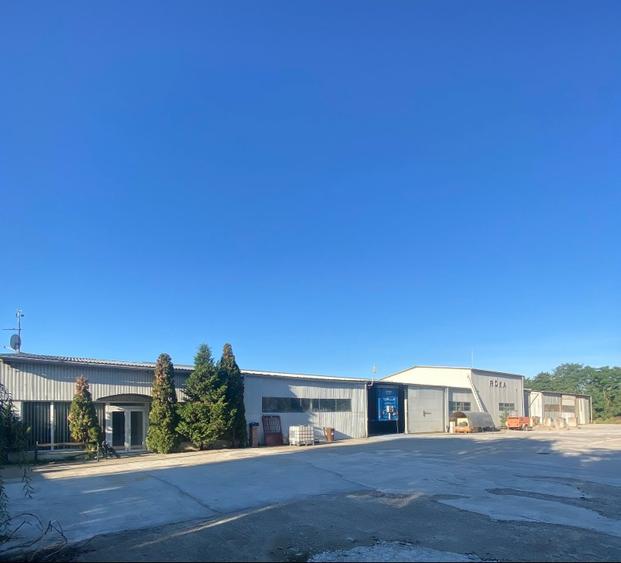 Hala cu dotari, afacere cu clienti, birouri-vestiare, teren, E60, langa Oradea