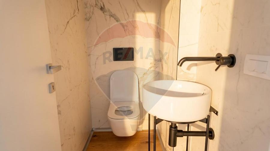Vilă cu 3 camere in Amber Forest, teren 346 mp
