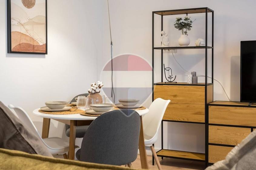 Proprietate speciala/ 12 Apartamente/ de vânzare /Calea Victoriei