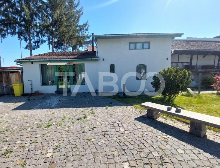 Casa de inchiriat 90 mp 3 camere curte 370 mp aproape de mall Cisnadie