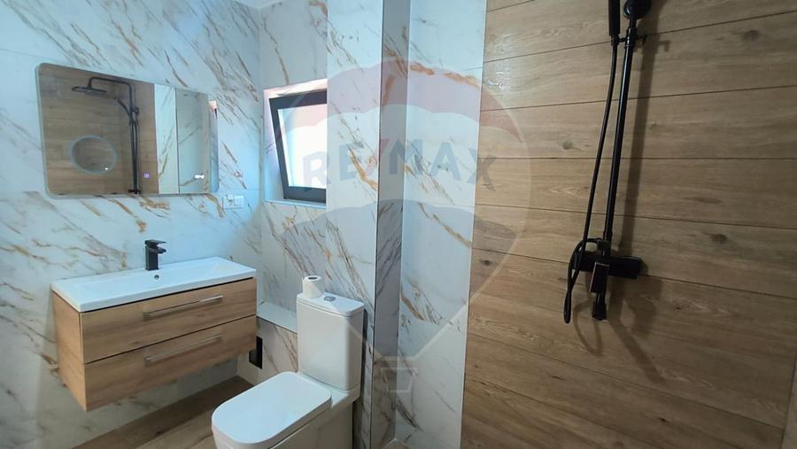 Casă de vânzare | 155 mp | 321 mp teren Zonă Port - Galați