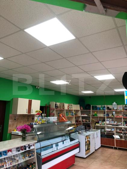 Magazin sătesc cu terasă, centrul satului Feldioara– priveliște Munții Făgăraș - 12