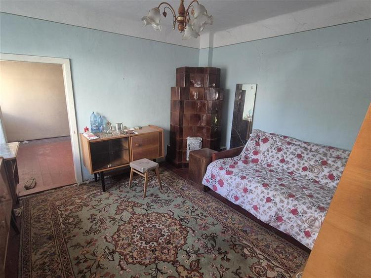 Casa 2 camere, teren 227 mp, deschidere 15 m, Islaz - Plantelor