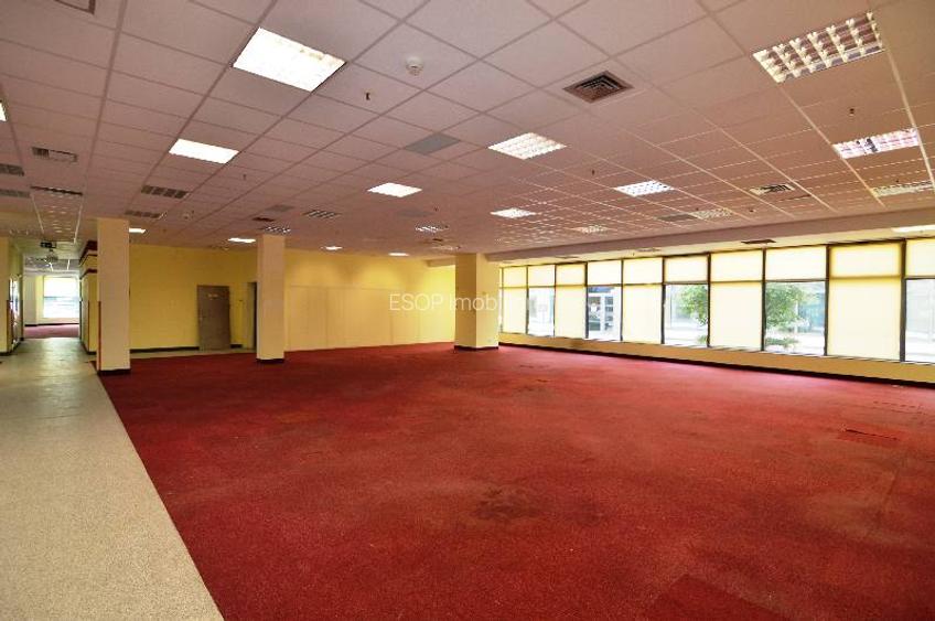 Iride Business Park cladirea 2, Pompei, 323 - 6915 mp 0% comision!
