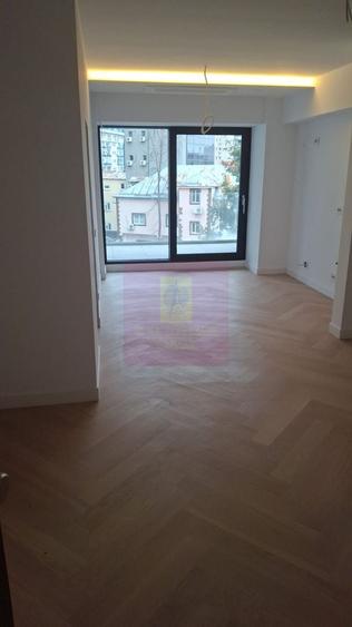 Vanzare apartament de 3 camere bd Unirii, bloc nou 2025