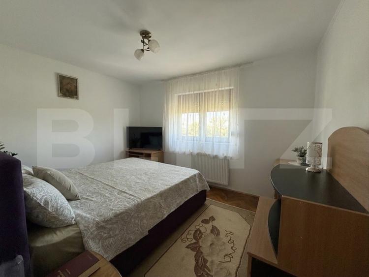 Apartamen 3 camere, 65 mp, zona Micro 16