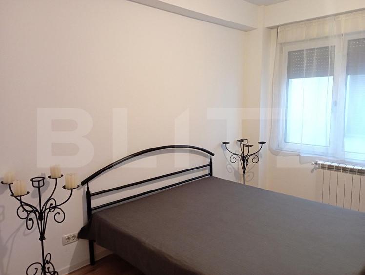 Apartament de vanzare cu 3 camere, 68 mp, zona Modern