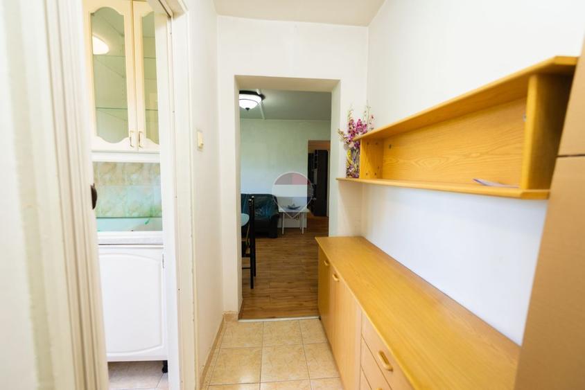 Apartament cu 3 camere de vanzare, 57 mp utili, Auchan Crangasi
