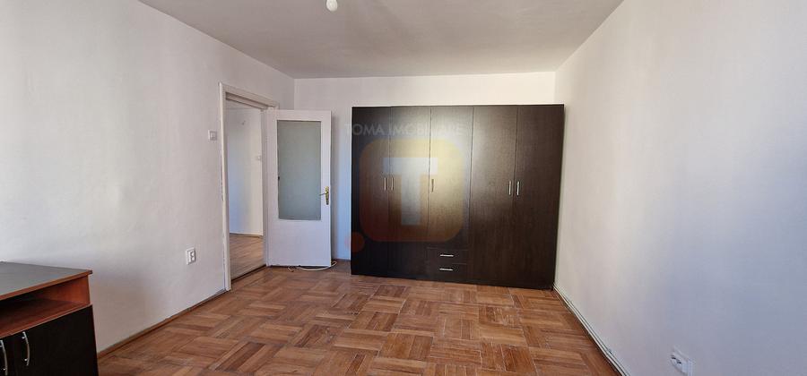 Apartament 3 camere decomandat, etaj 3/4, zonă Calea Romanului - Baie mare unifi