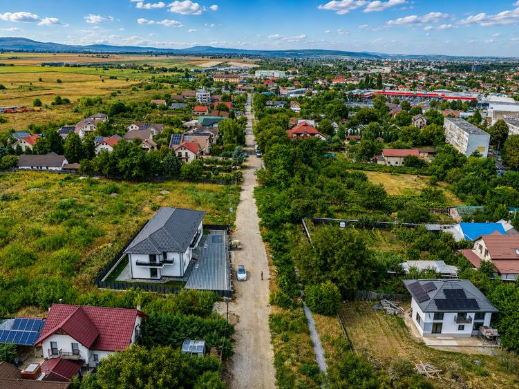 De inchiriat apartament 3 camere, complet mobilat si utilat zona Narcisa - Bacau