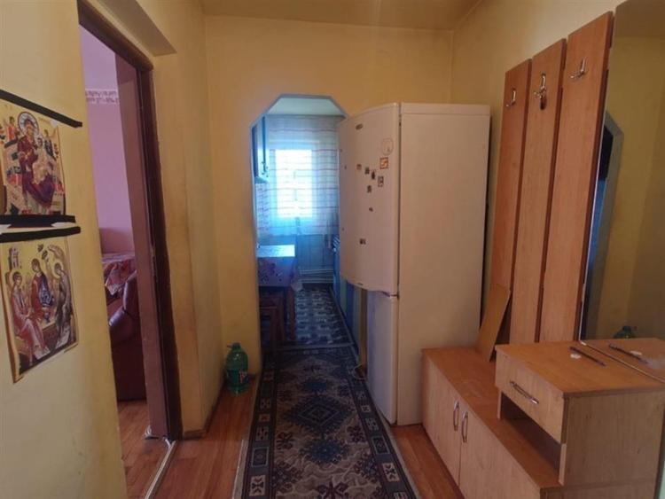 Apartament 3 camere zona linistita