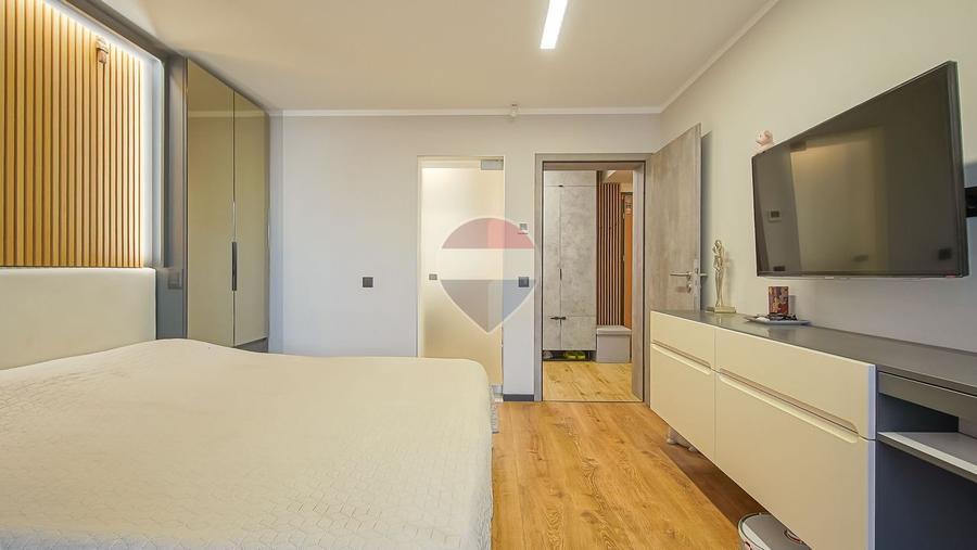 Apartament premium tip vilă, cu terasă de 70 mp, garaj | Răcădău