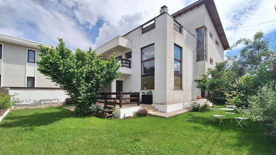 Casa individuala de vanzare Pipera Iancu Nicolae, garaj 2 locuri, teren 500 mp