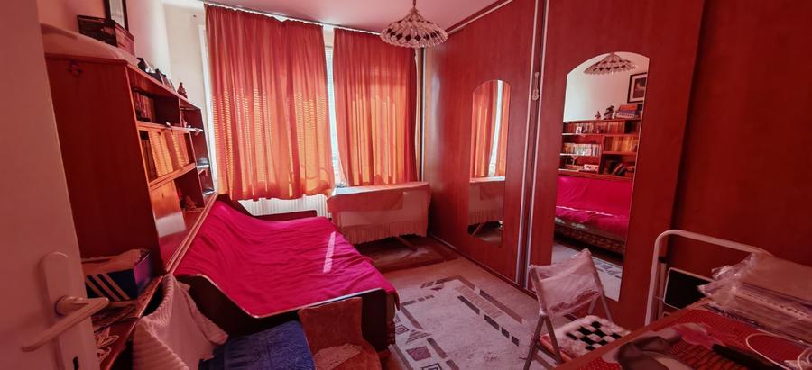 Apartament 4 camere semidecomandat – Mazepa 1