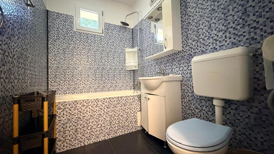 APARTAMENT 2 CAMERE STRADAL BL  1972 REABILITAT TERMIC PARTER INALT AUCHAN TITAN