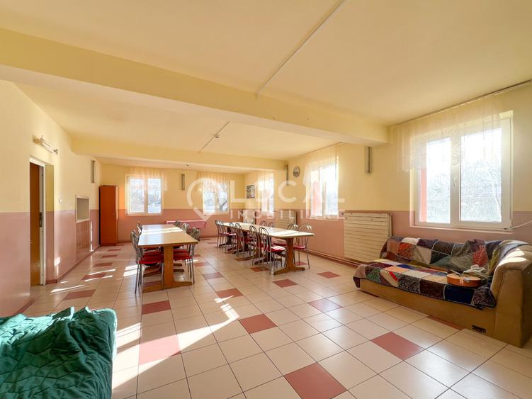Oferim spre vanzare cladire + teren in Arpasu de Sus, Sibiu
