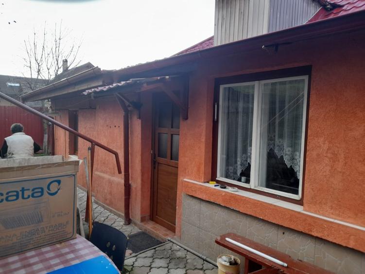 De vanzare casa de locuit cu 3 camere in Mureseni