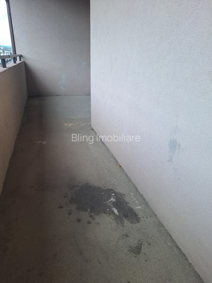 Apartament cu 3 camere, 2 balcoane, 61,19 mp, zona Terra - 10