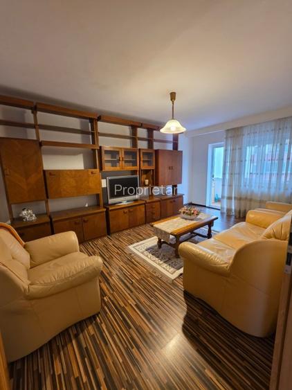 Proprietar 3 camere, decomandat _ Răcădău (Brașov)_ parcare și boxă - 3