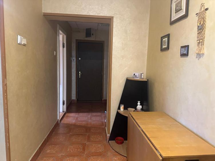Apartament 4 camere de vanzare Pacurari