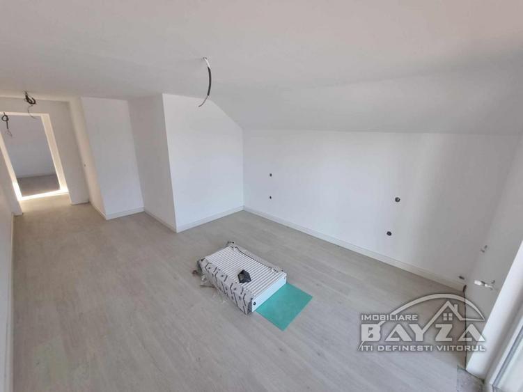 Comuna Rus, casa P+E, teren 1200 mp