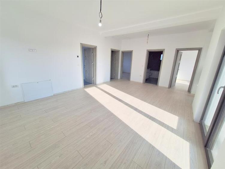 Casa parter, 72 mp, teren 270 mp, 3 camere, zona Hemeius