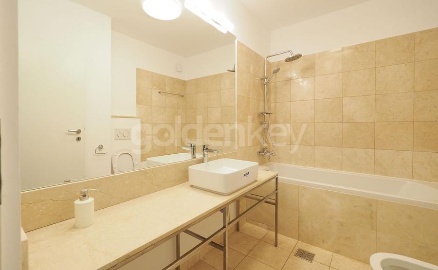 Apartament triplex modern cu 5 camere