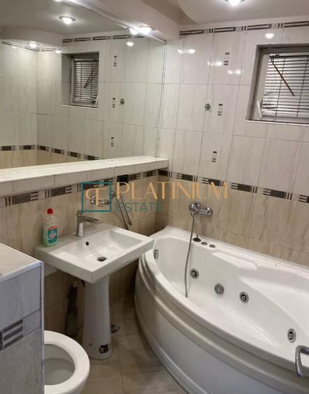 Apartament 4 camere decomandat
