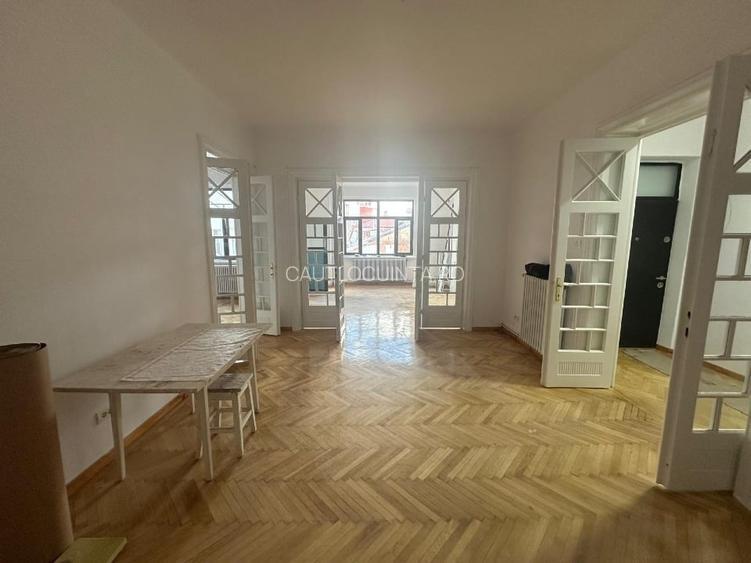 Apartament 5 camere| Unirii | Vila Interbelica| Metrou 13' | nemobilat