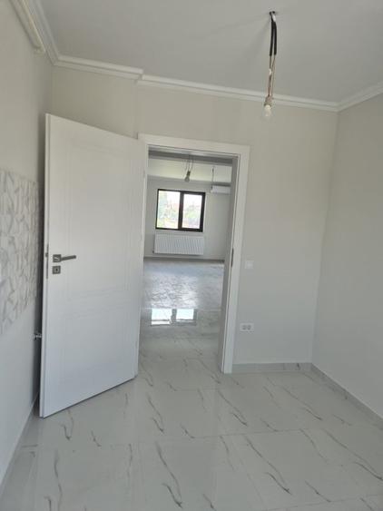 Spre vânzare apartament spatios, cu 2 camere, decomandat, bloc nou, etajul 2