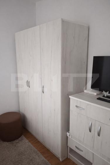 Apartament 2 camere, etaj 1, complet renovat și mobilat – gata de mutare. Reghin