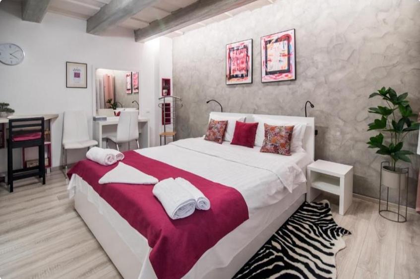 Investitie! Garsoniera in regim hotelier,  zona Centru Istoric ,Brasov